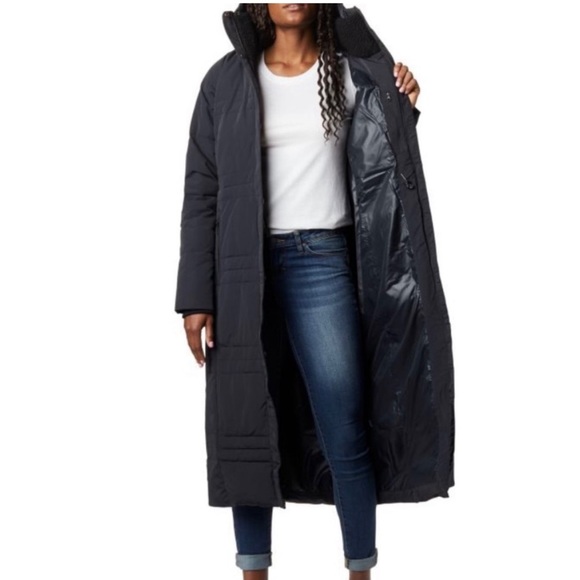 Woman’s long black Columbia winter jacket size LG - Picture 13 of 14